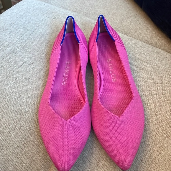 Rothy’s The Point Flats Womens in Dragon Fruit Pink- 6 - Picture 3 of 8